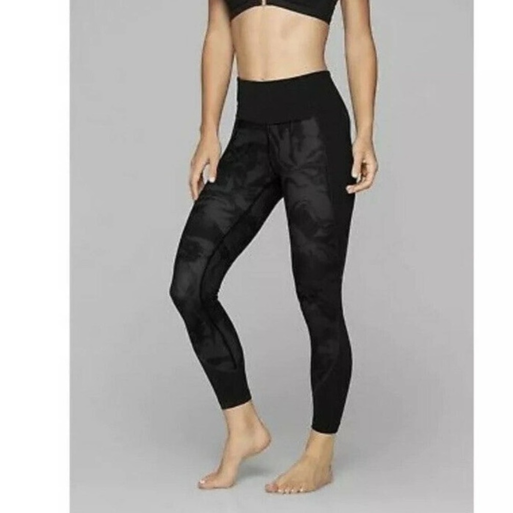 NEW Athleta Marble Salutation 7/8 Tight